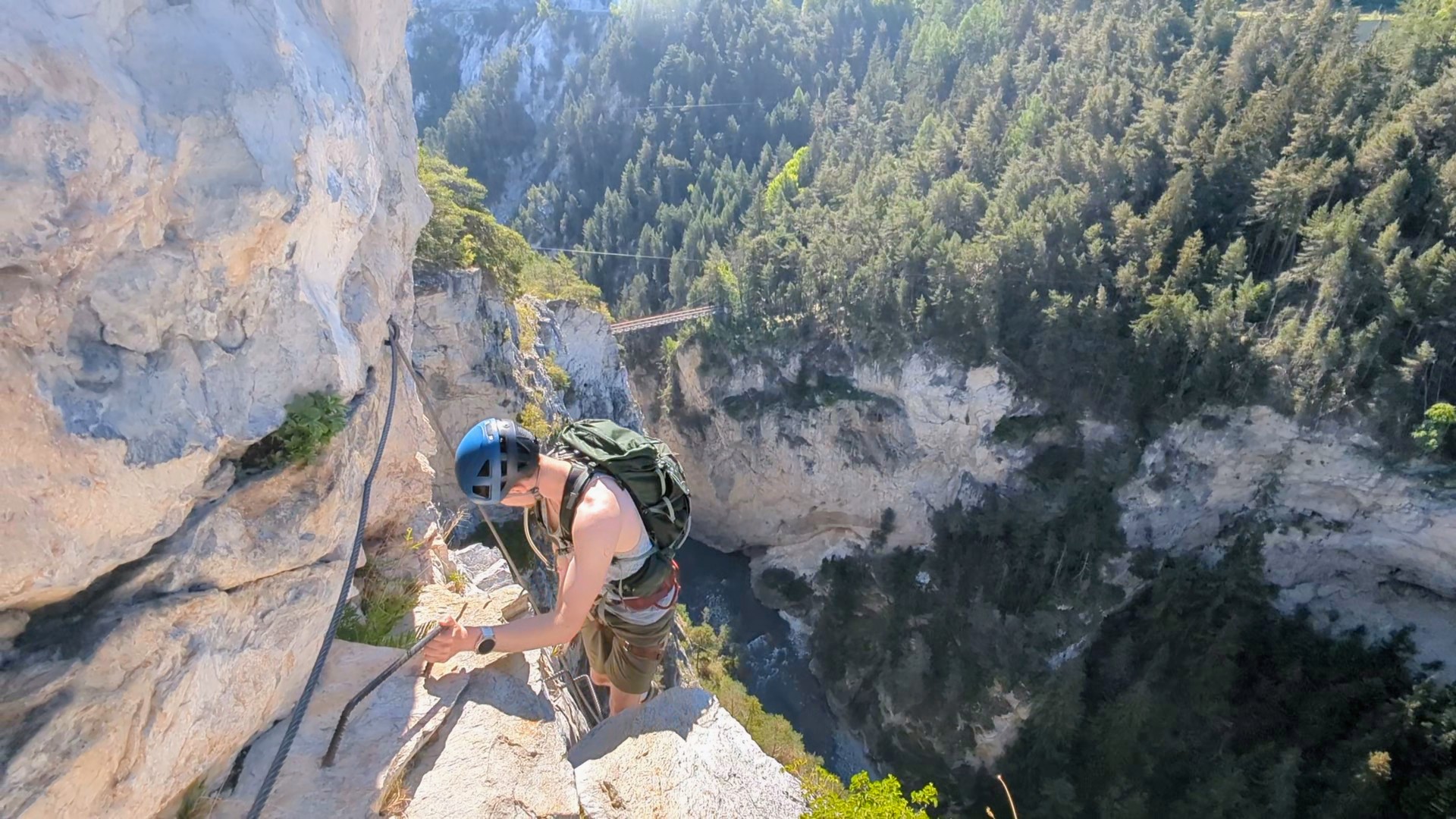 Du Diable Traversing climb